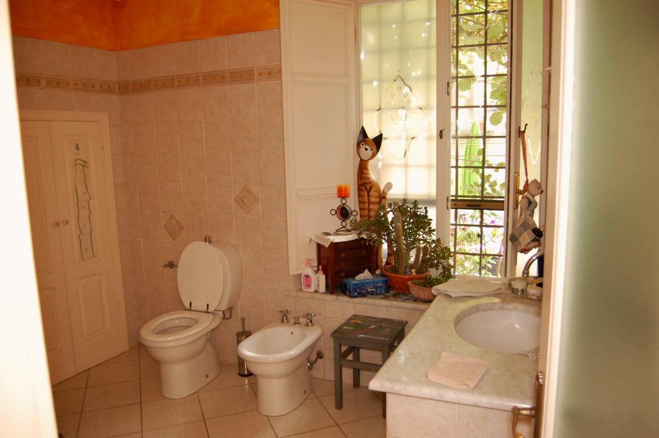 Casa Arcobaleno Lägenhet Bagni di Lucca Exteriör bild